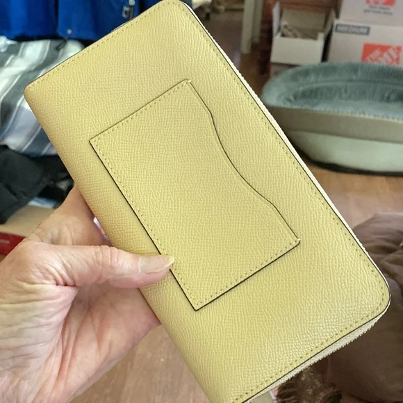 Coach Zip Wallet - Picture 2 of 11